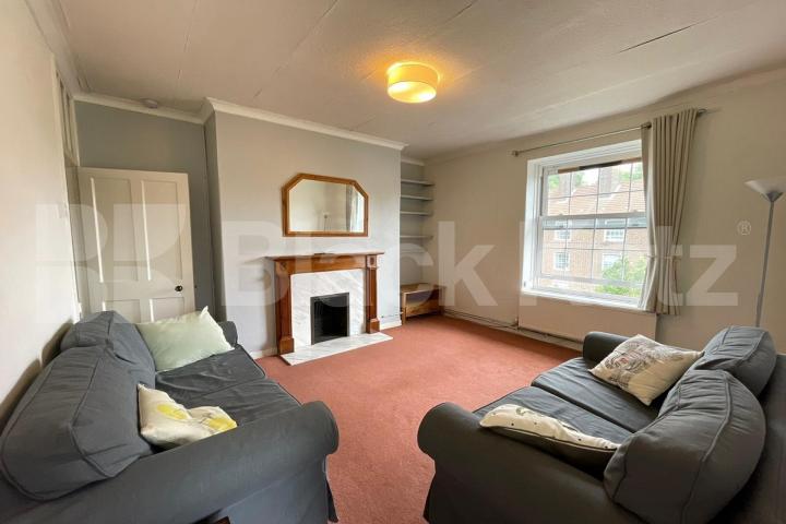 Bright and Airy Three Bedroom Apartment in the Heart of SE1 Bath Terrace, London Bridge